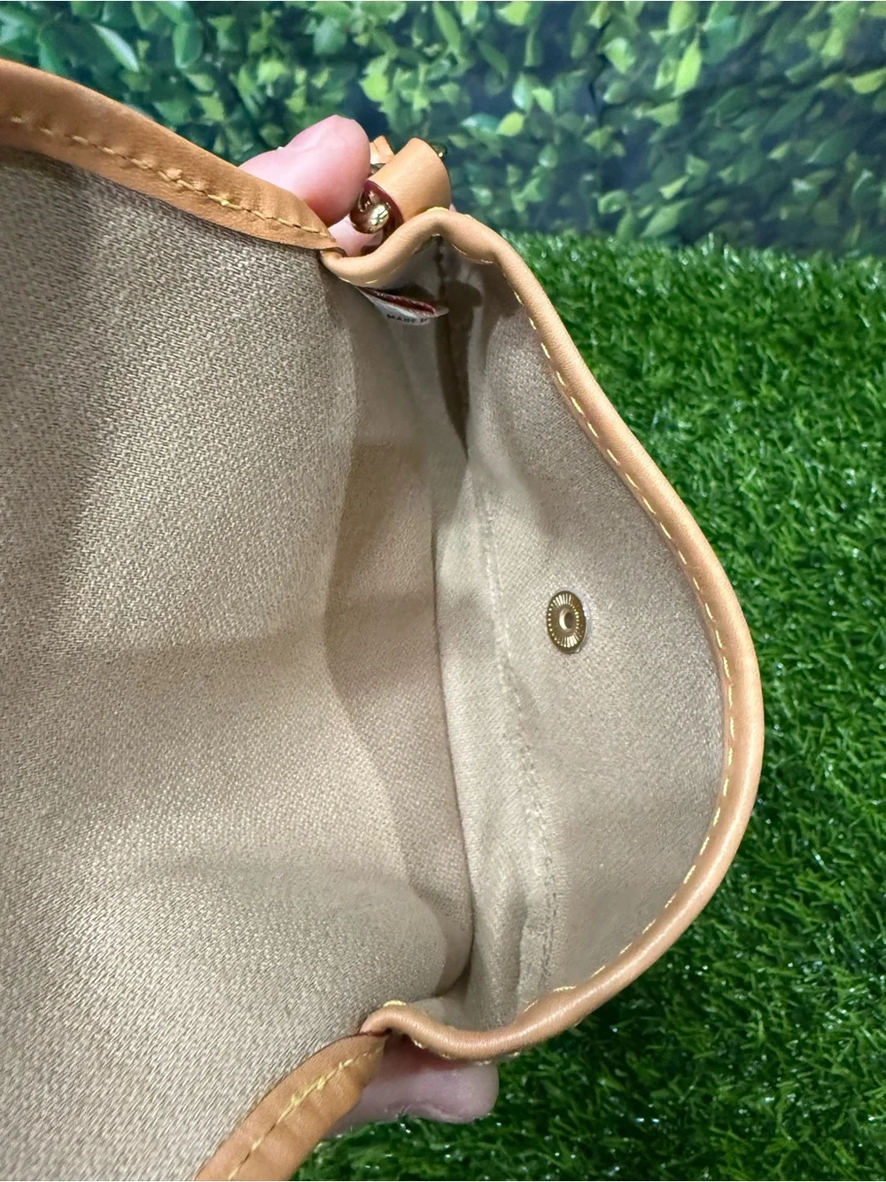Dooney & Bourke Brown Tan Signature Canvas Wristlet Clutch Wallet Leather Strap